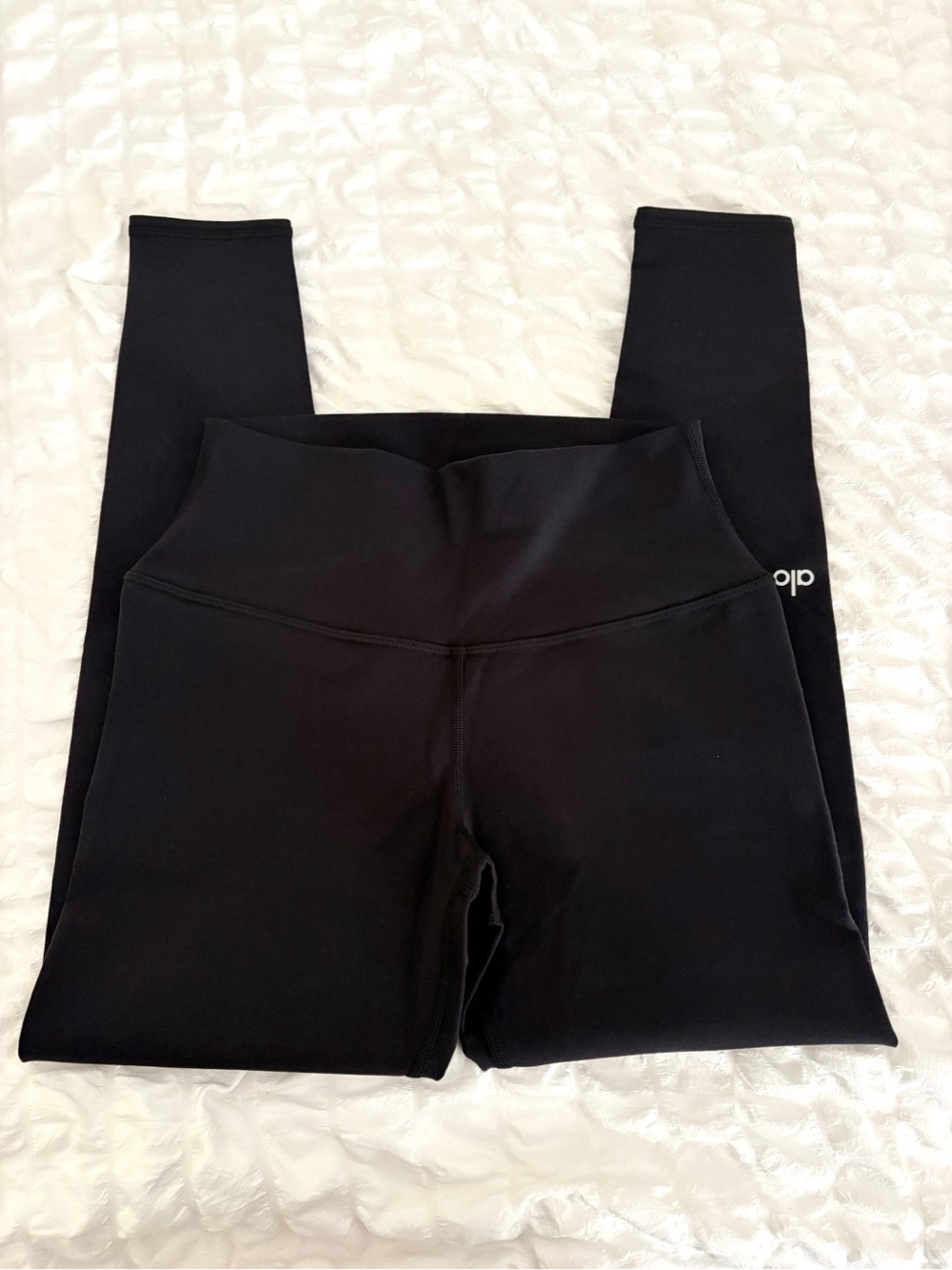 NWOT Alo Yoga 7/8 airbrush leggings medium